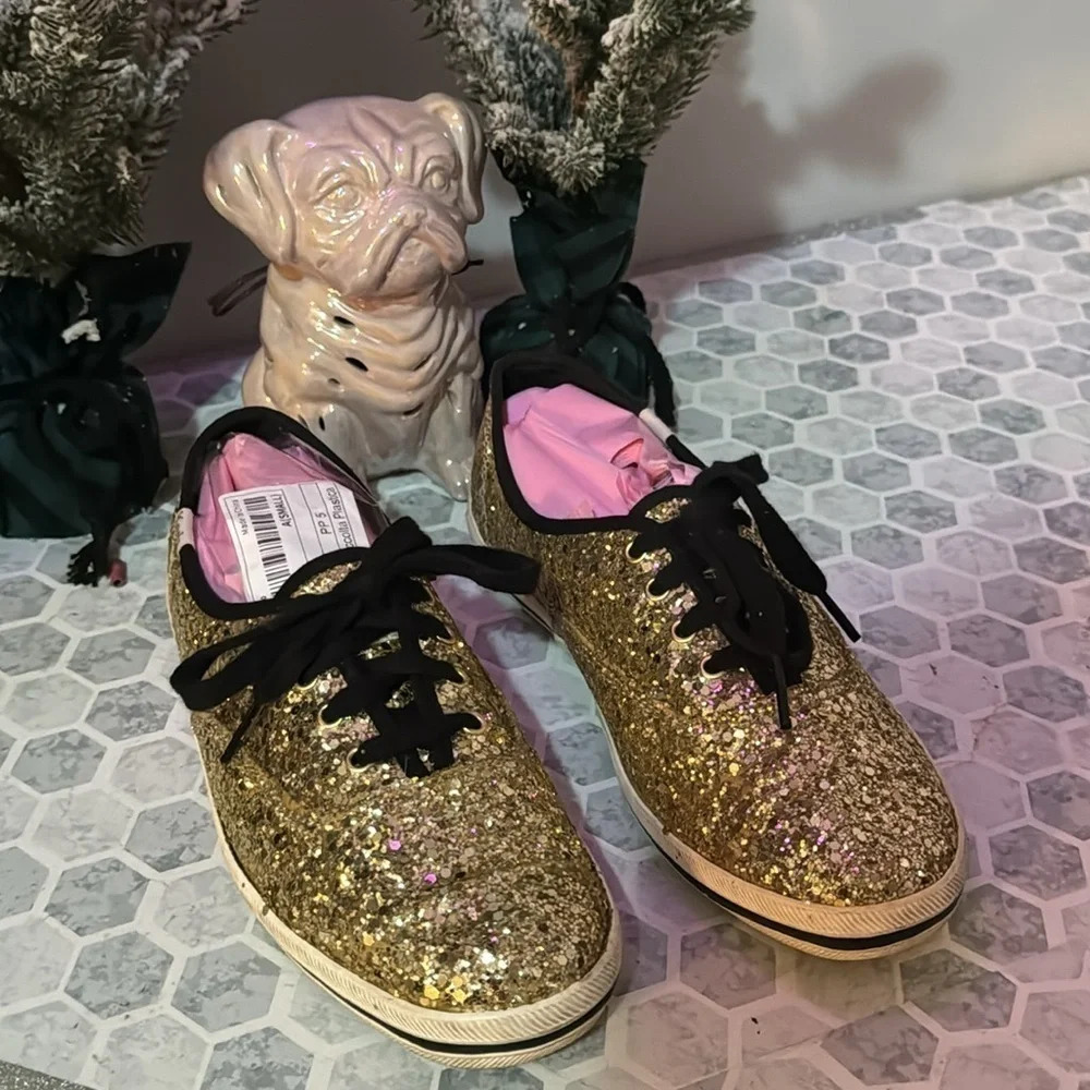 Sparkling Gold Keds Tennis Shoes:Size 7 Glittery Glam 💖